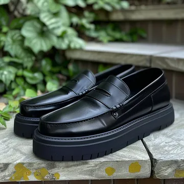 Black Leather Burgos Driving Loafers