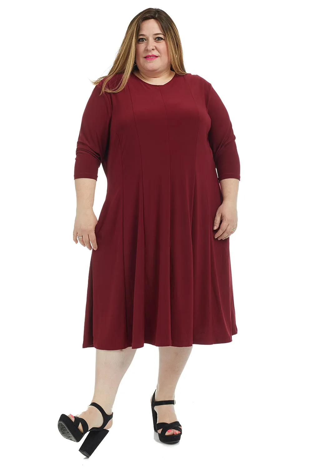 Classic fit n' flare knee length dress 'Judee'