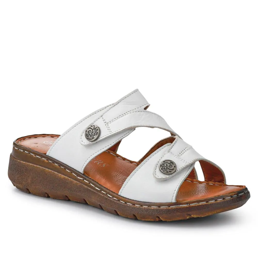 Leather Dual-Fastening Sandals - LUCK41011 / 327 393
