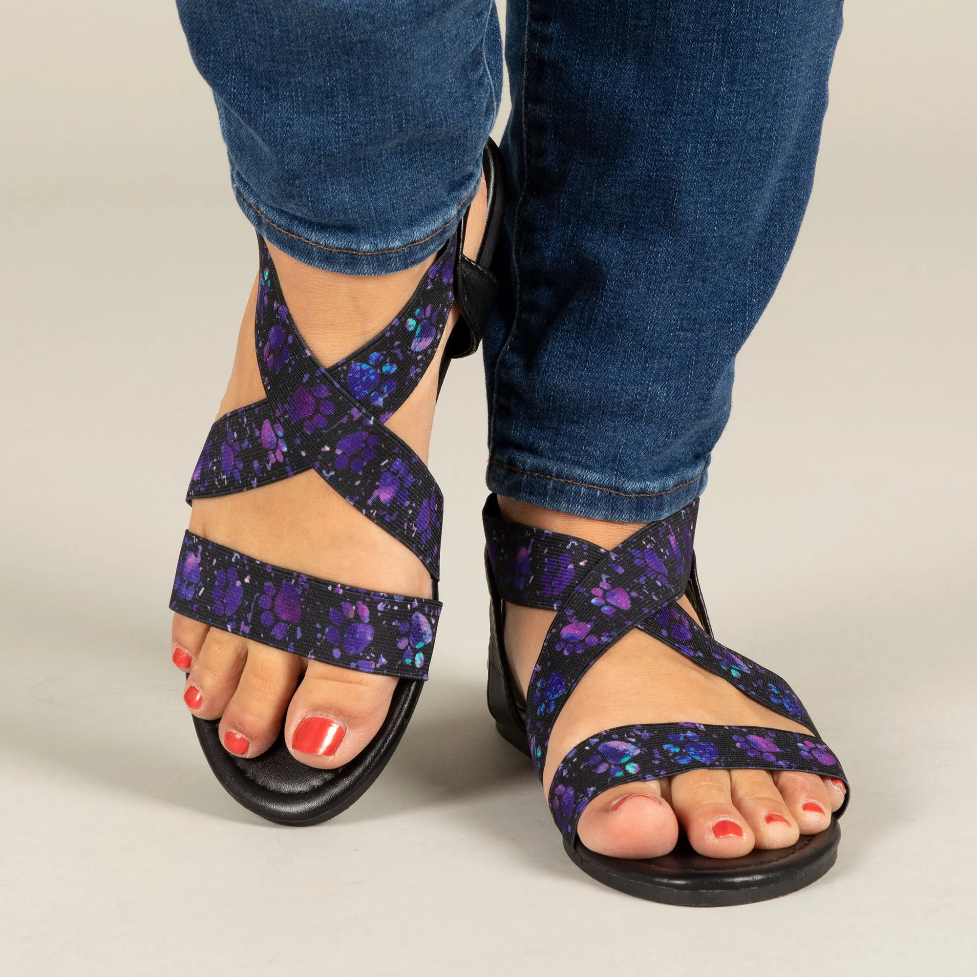 Pawsitively Stretchy Sandals
