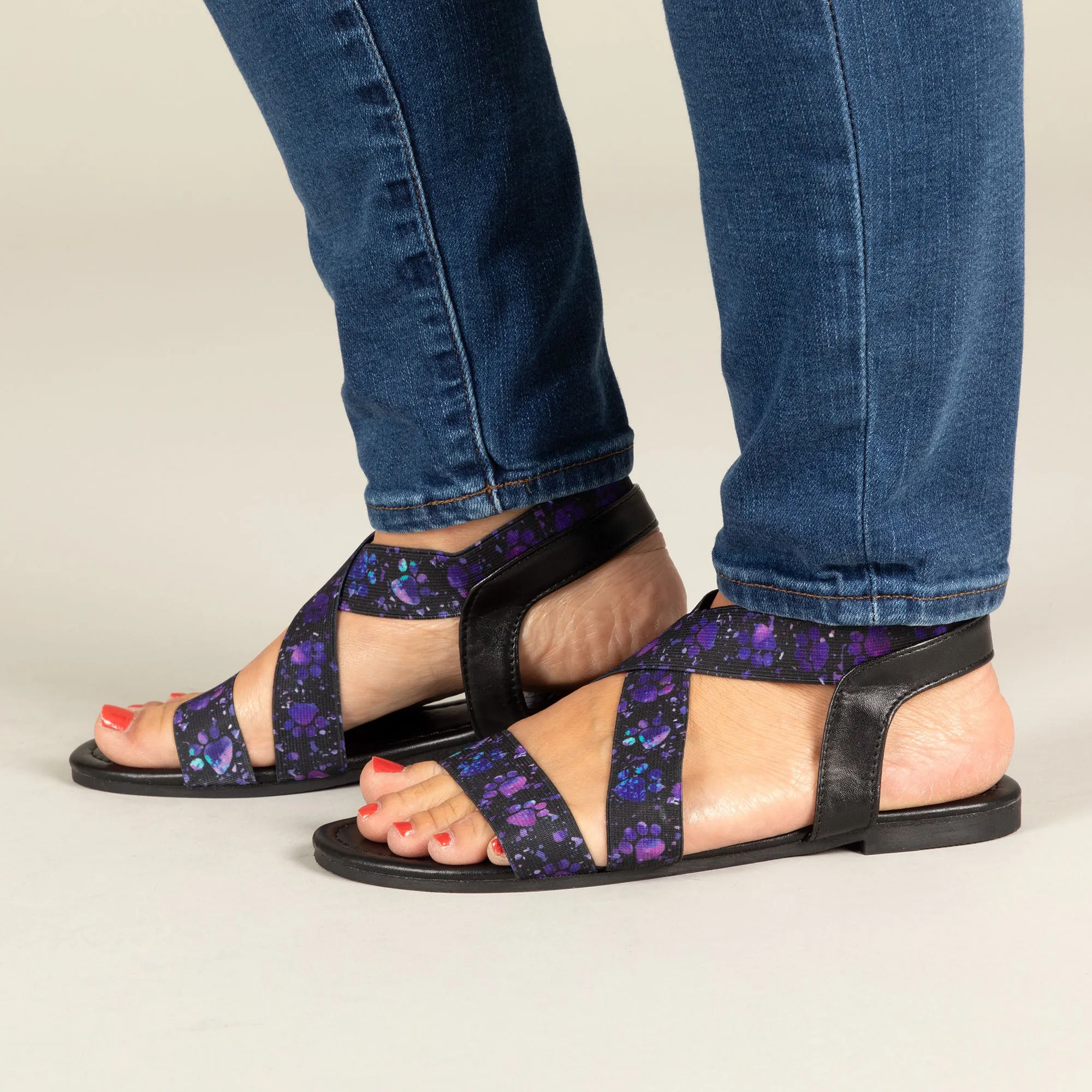 Pawsitively Stretchy Sandals